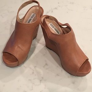 Steve Madden peep toe heels